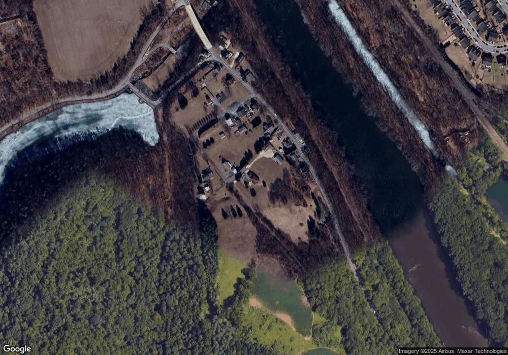 5468 2nd St, Whitehall, PA 18052 - photo 1