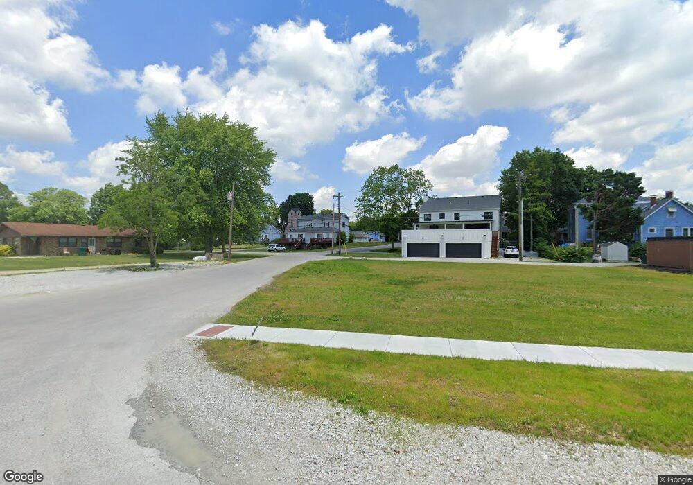 145 N Mill St, Plainfield, IN 46168 - photo 1