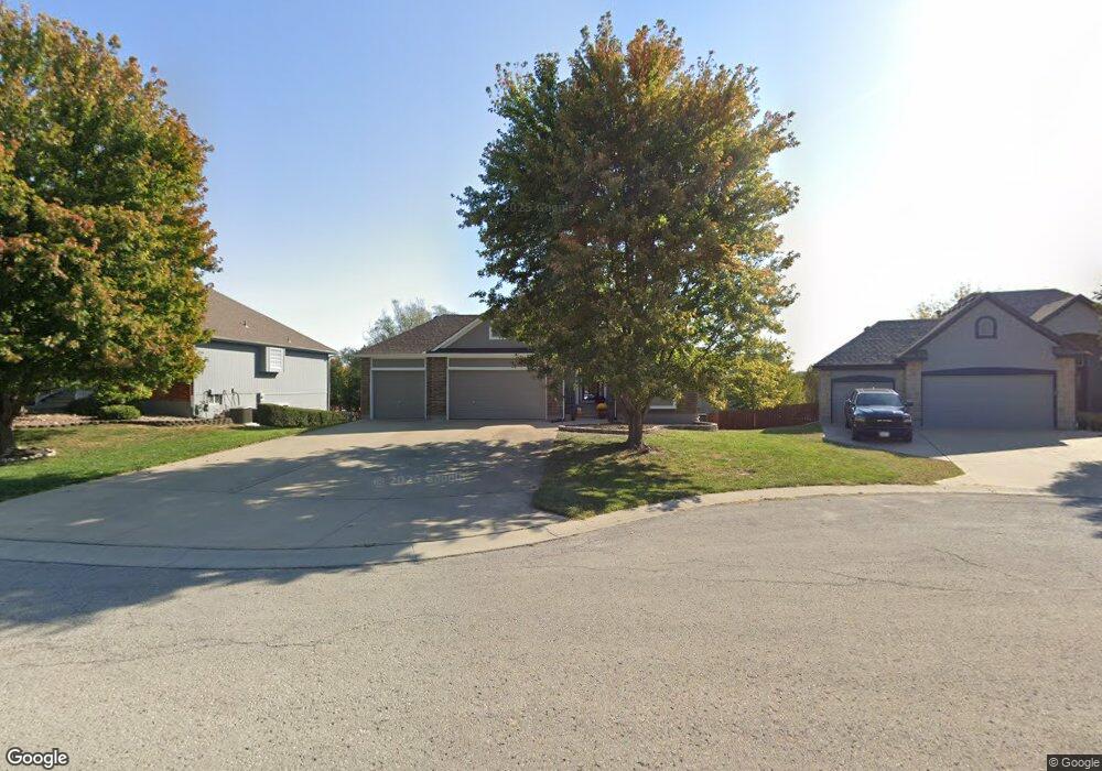 305 Eagle Glen Ct, Raymore, MO 64083 - photo 1