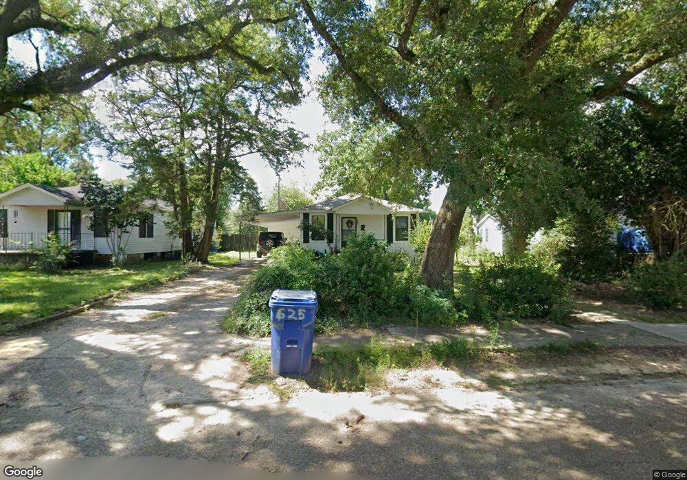 621 Lecompte St, Deridder, LA 70634 - photo 1