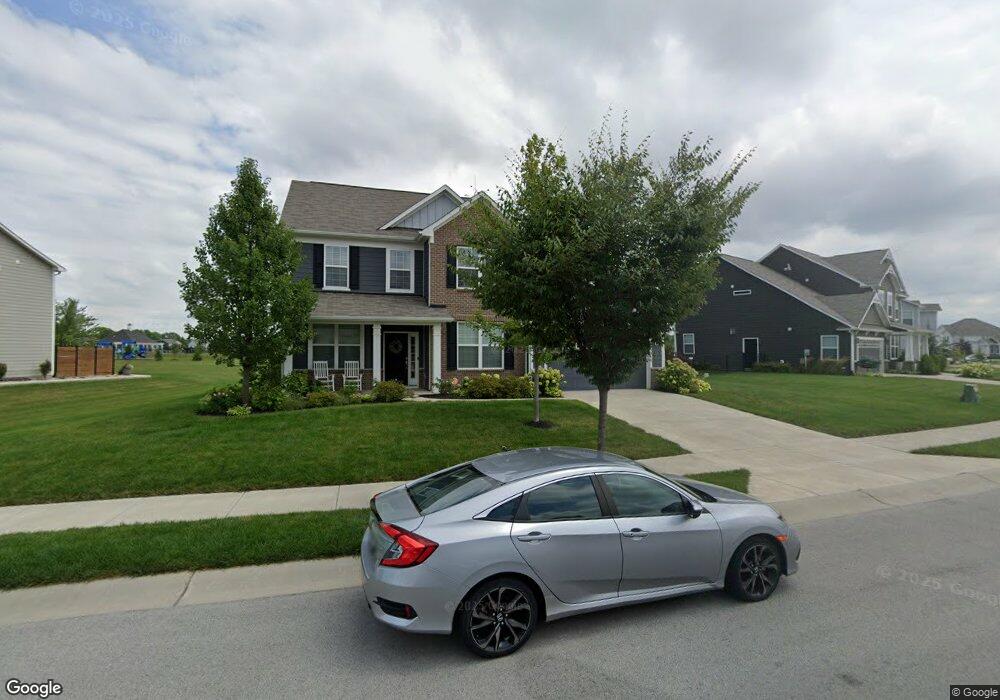15364 Eastpark Cir W, Fishers, IN 46037 - photo 1