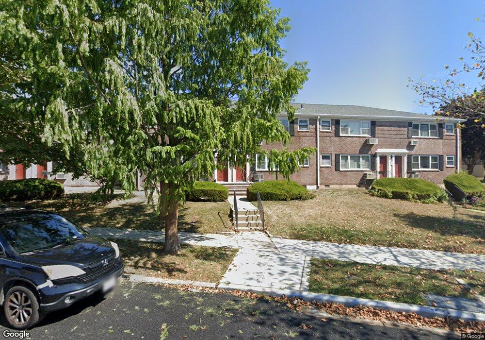 6776 150th St, Flushing, NY 11367 - photo 1