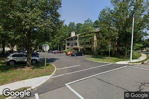 609 Chester Ct, Helmetta, NJ 08828