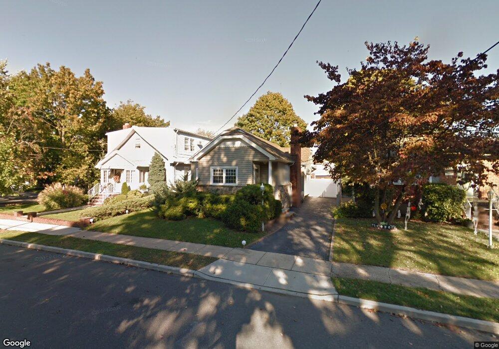 224 Charles St, Lynbrook, NY 11563 - photo 1