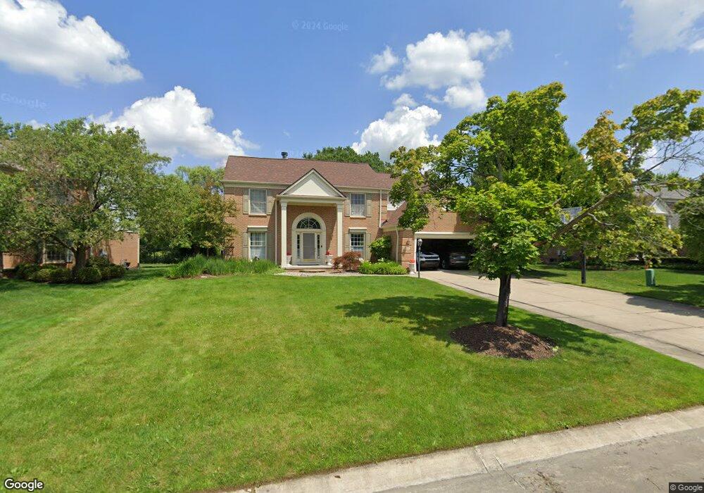 1909 Midchester Dr, West Bloomfield, MI 48324 - photo 1