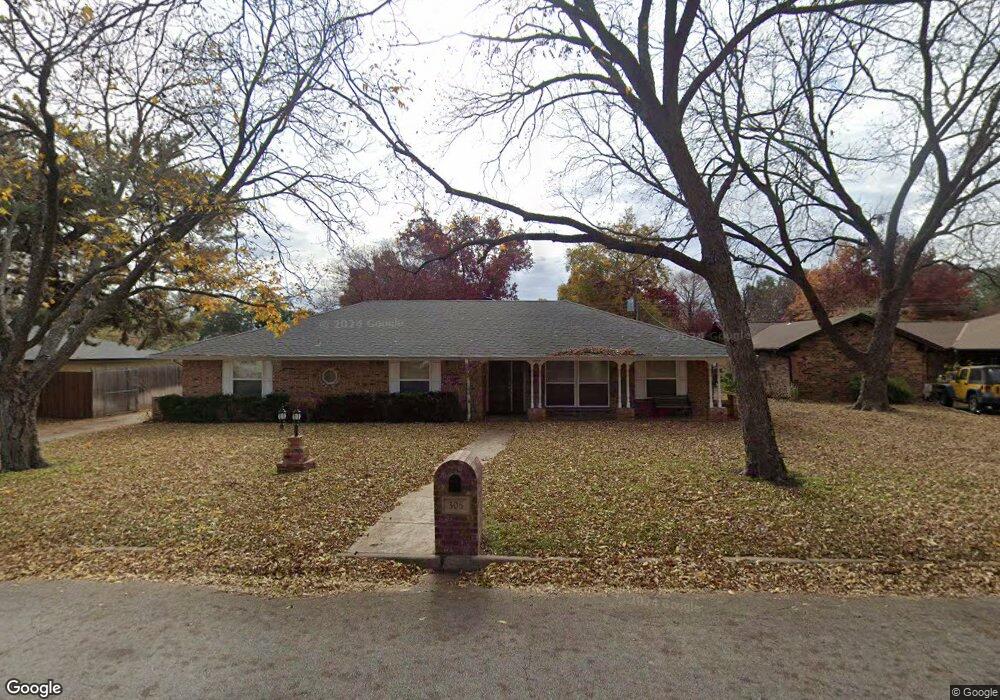 305 Circleview Dr S, Hurst, TX 76054 - photo 1