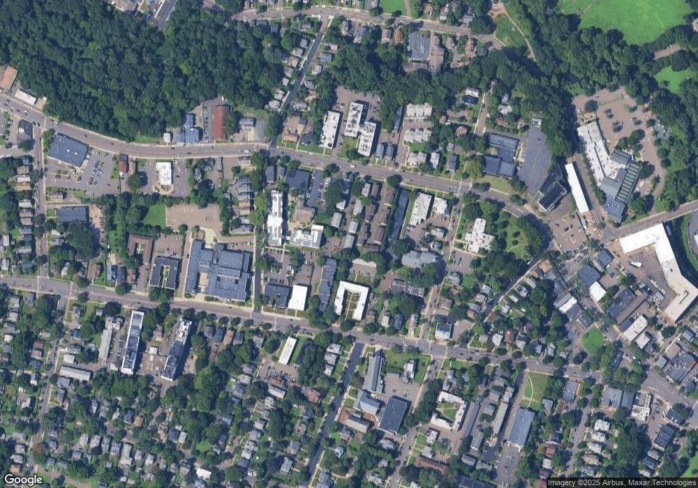 1018 Whalley Ave unit 11, New Haven, CT 06515 - photo 1