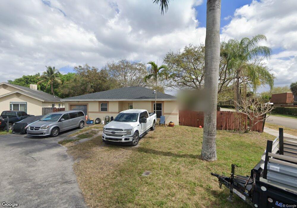 1074 SW 119th Way, Davie, FL 33325 - photo 1