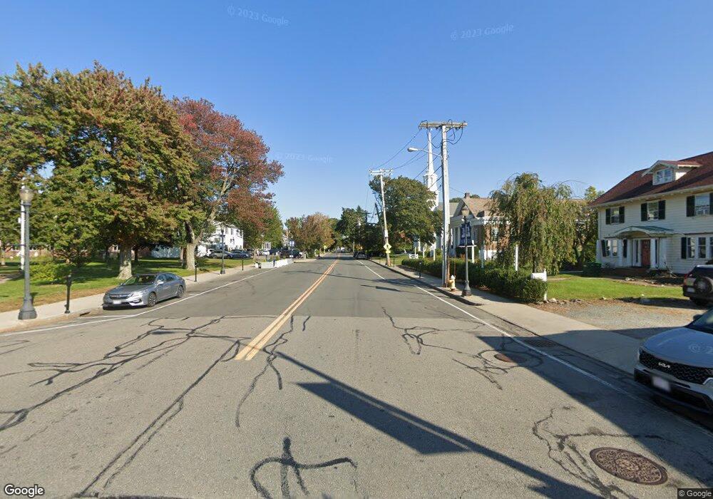 901 Great Plain Ave, Needham, MA 02492 - photo 1