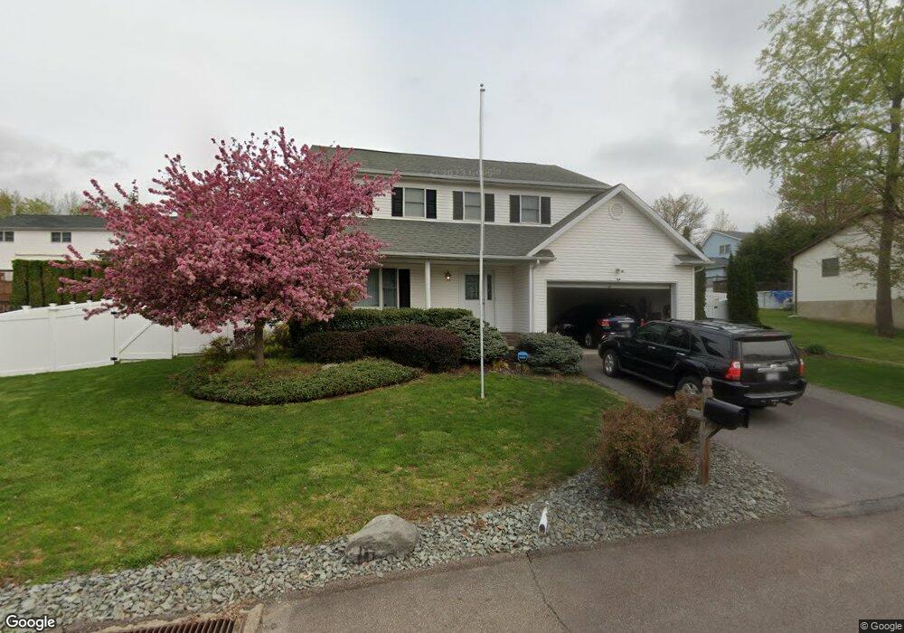 106 Krajewski Dr, Archbald, PA 18403 - photo 1