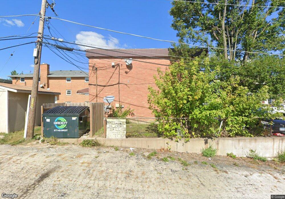 2409 Dunlay Ct, Waukegan, IL 60085 - photo 1