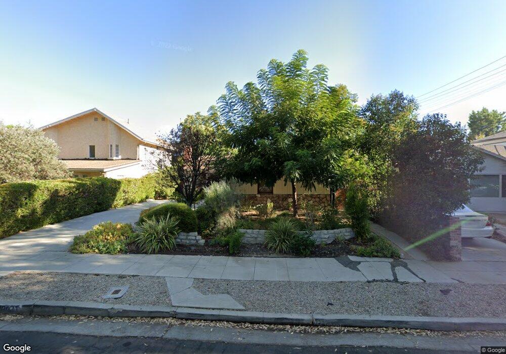 22021 Martinez St, Woodland Hills, CA 91364 - photo 1