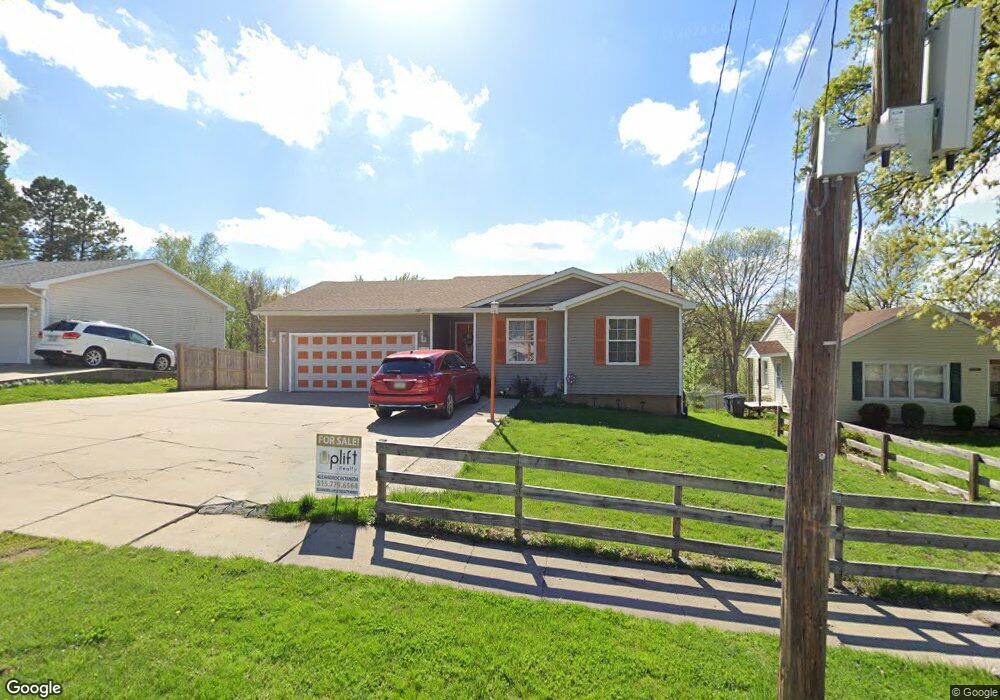 3430 South Union St, Des Moines, IA 50315 - photo 1