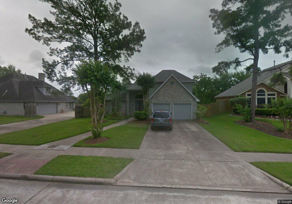 2301 S Mission Cir, Friendswood, TX 77546 - photo 1