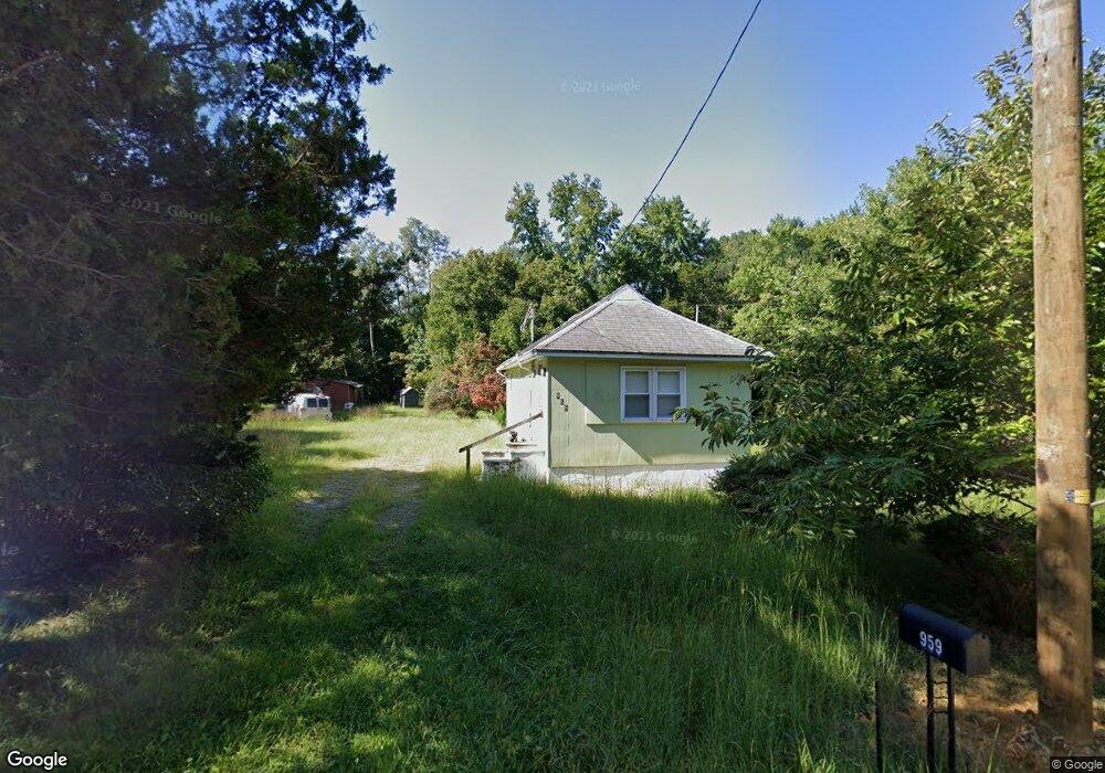 959 Washington Ave, Williamstown, NJ 08094 - photo 1