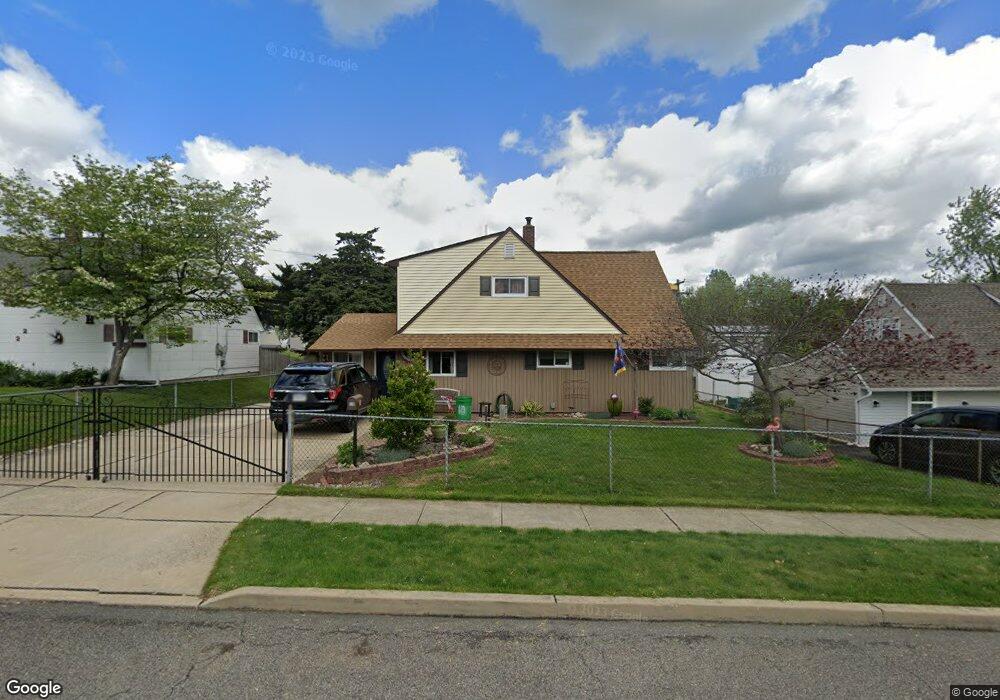 18 Ridge Ln, Levittown, PA 19055 - photo 1