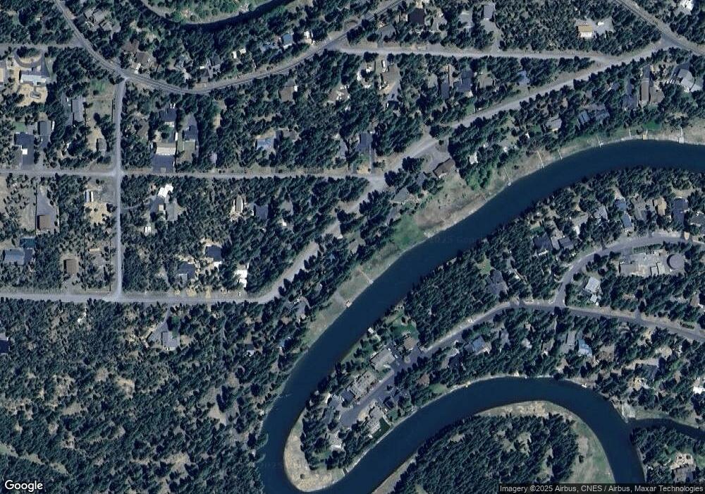 17051 Upland Dr, Bend, OR 97707 - photo 1