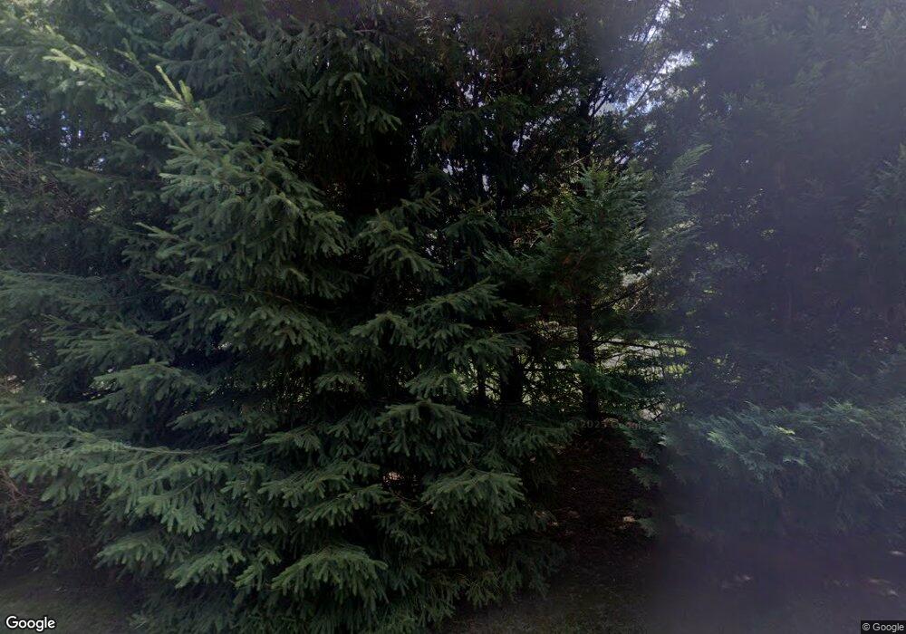 28 Tibbits Ln, Port Washington, NY 11050 - photo 1