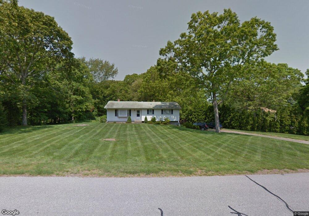 38 Robin Hollow Ln, Westerly, RI 02891 - photo 1