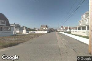 74 E St, Hull, MA 02045