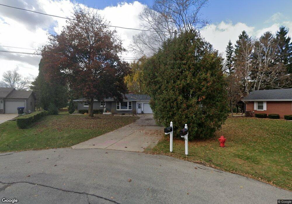 W2781 Therese Ct, Appleton, WI 54915 - photo 1