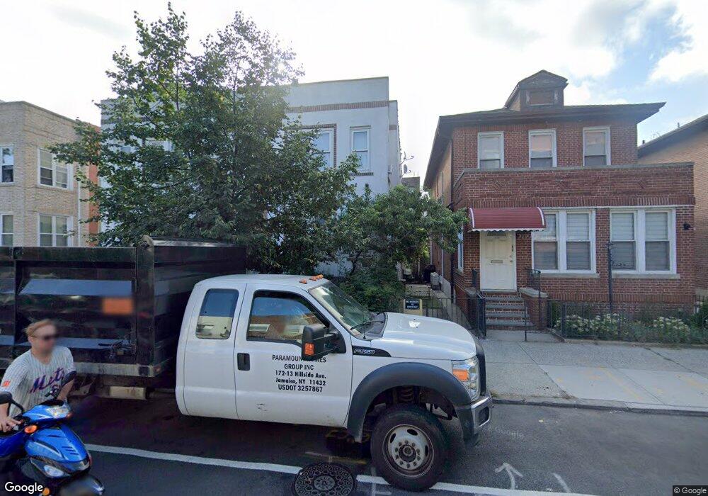 3081 36th St, Astoria, NY 11103 - photo 1