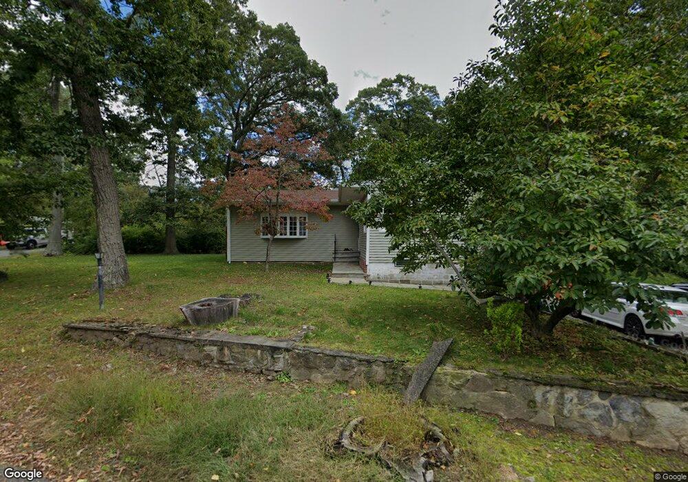 52 Maple Rd, Lake Peekskill, NY 10537 - photo 1