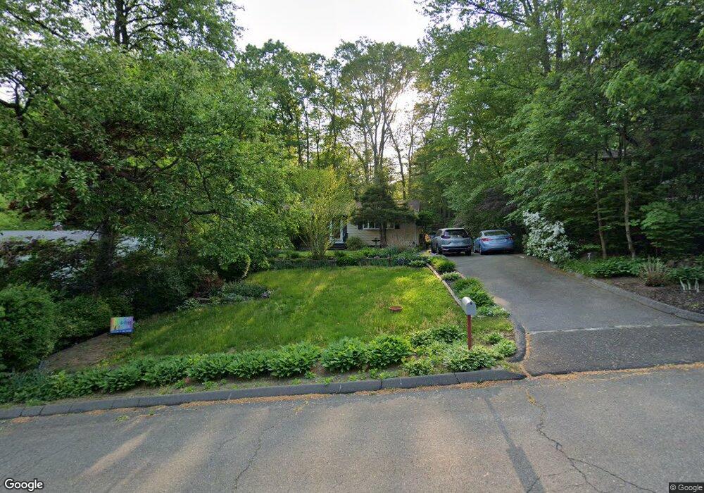 16 Lincoln St, Trumbull, CT 06611 - photo 1