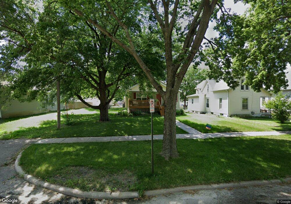 508 9th St SW, Cedar Rapids, IA 52404 - photo 1