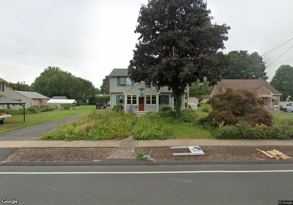 415 Lower Ln, Berlin, CT 06037 - photo 1