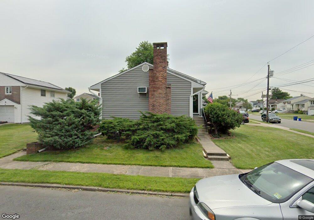 18 Capp St, Carteret, NJ 07008 - photo 1