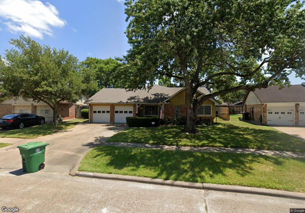 11723 Kirkmeadow Dr, Houston, TX 77089 - photo 1