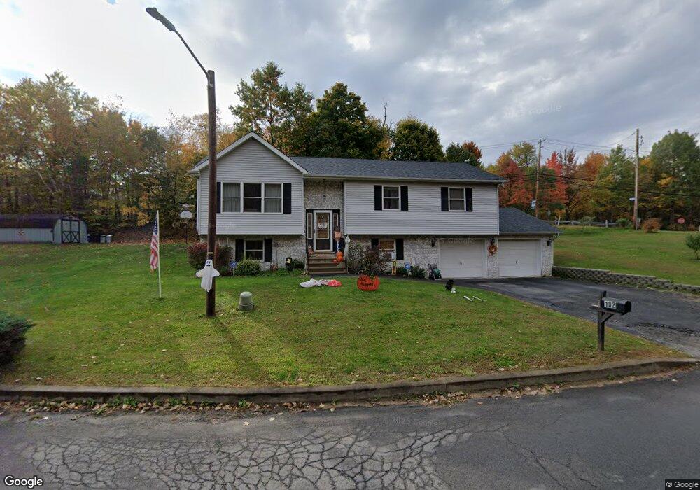 102 Northpoint Dr, Olyphant, PA 18447 - photo 1