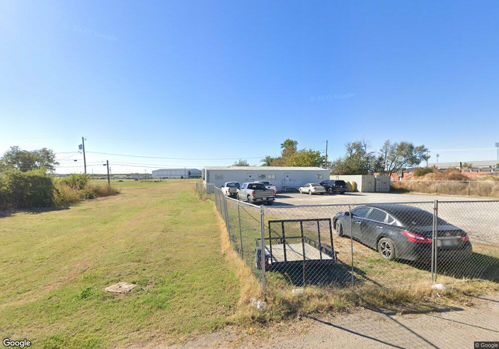 2228 N Ione Ave, Shawnee, OK 74804 - photo 1