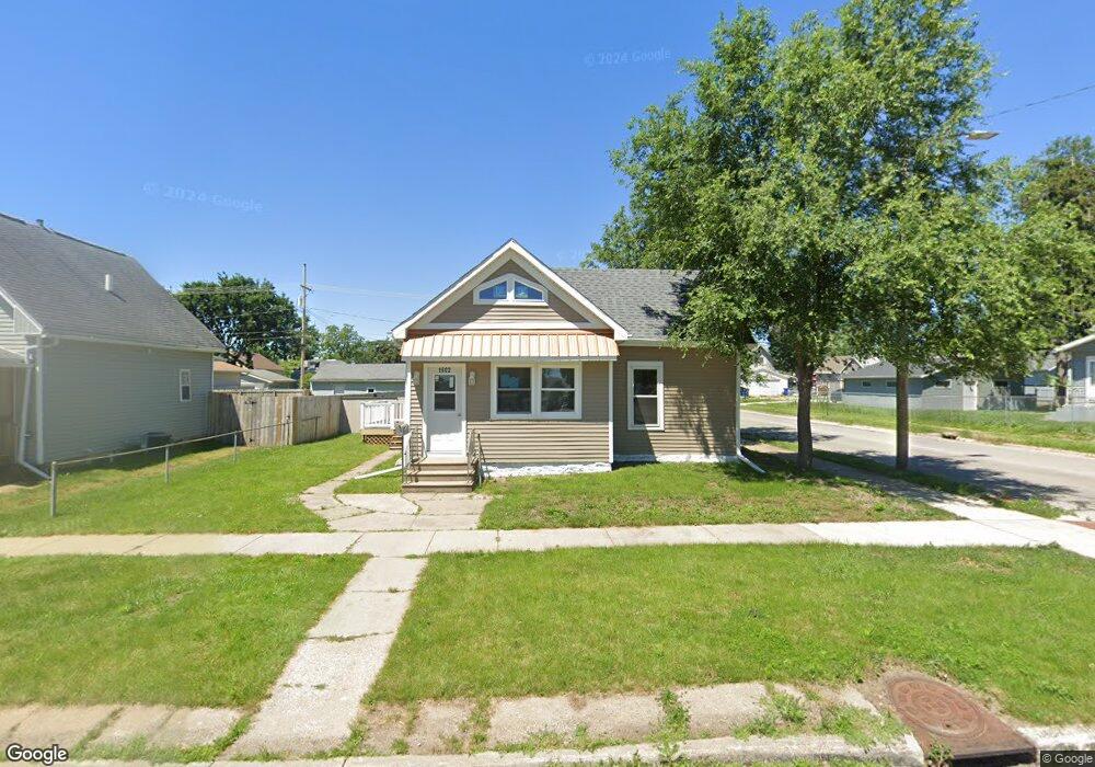 1602 K St SW, Cedar Rapids, IA 52404 - photo 1