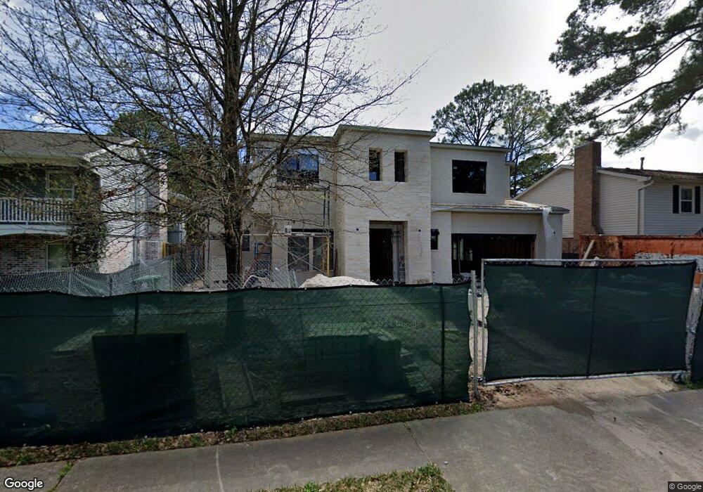 12507 Woodthorpe Ln, Houston, TX 77024 - photo 1