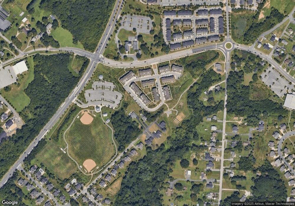 9223 Garrettson Cir, Perry Hall, MD 21128 - photo 1