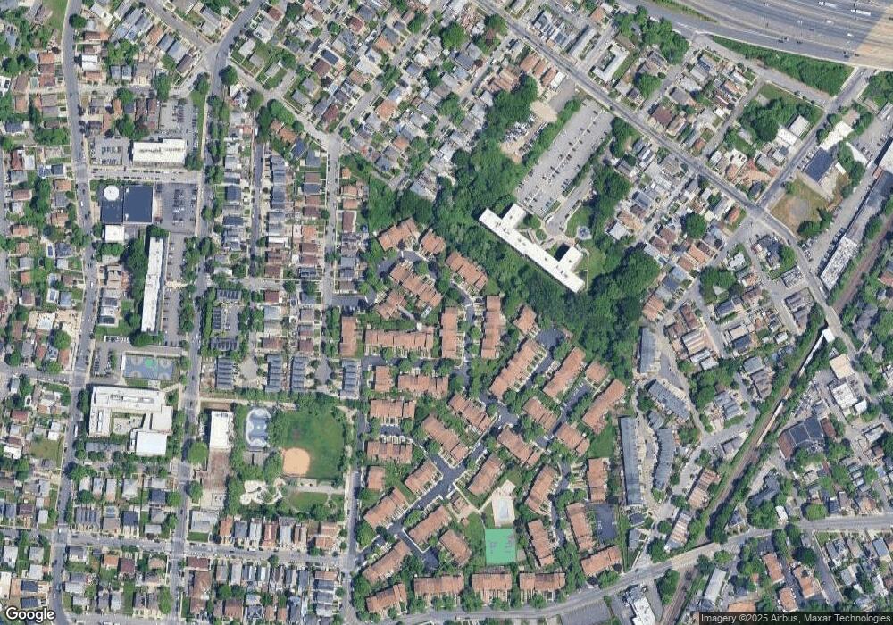 653 Britton Ave unit 1, Staten Island, NY 10304 - photo 1