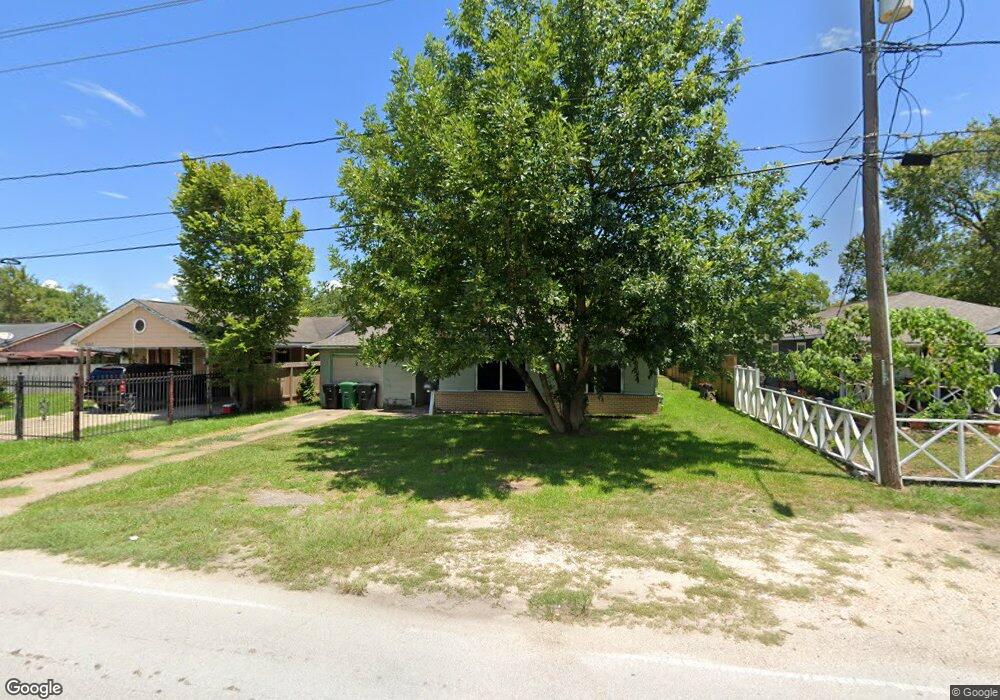 1041 Evanston St, Houston, TX 77015 - photo 1
