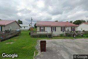 25 Magnolia Dr, Stanton, KY 40380