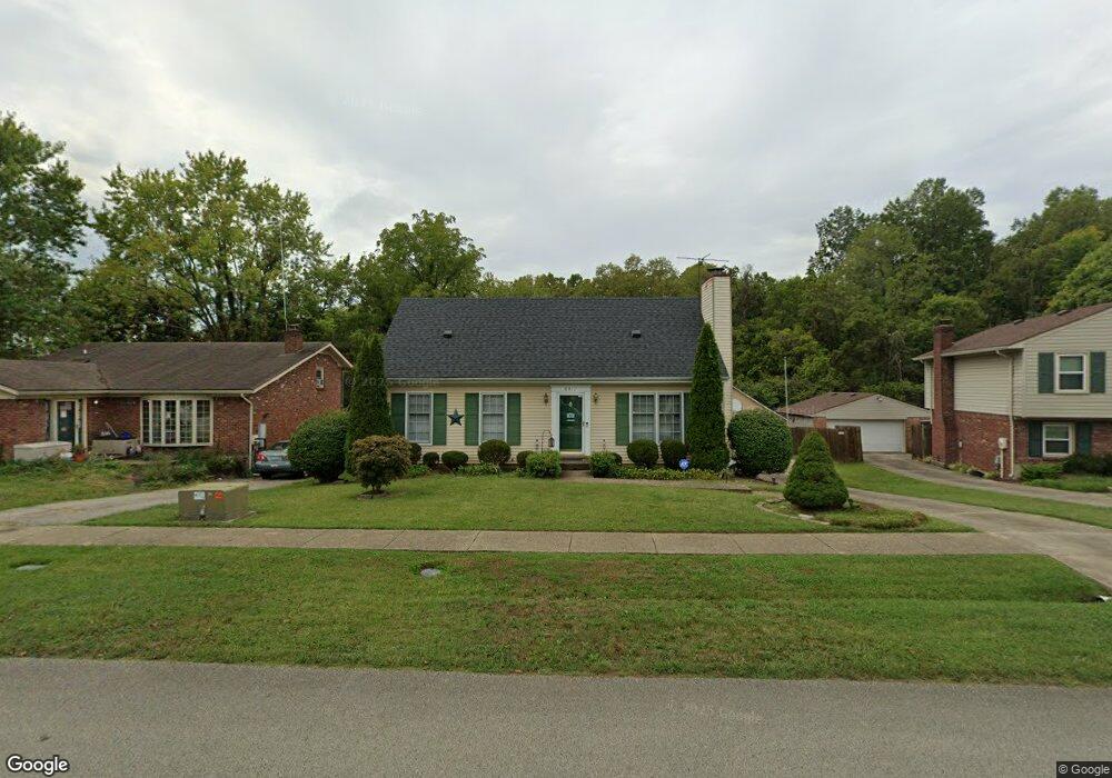 8412 Cloverport Dr, Louisville, KY 40228 - photo 1