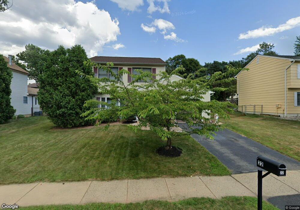 22 Netherwood Cir, Edison, NJ 08820 - photo 1