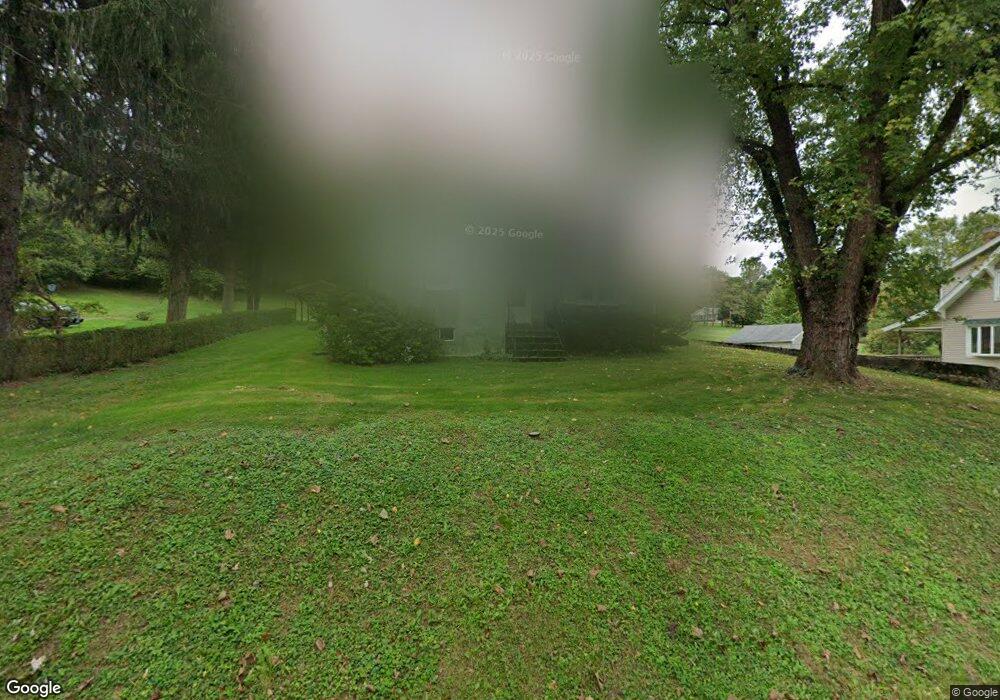 1520 Butter Ln, Reading, PA 19606 - photo 1