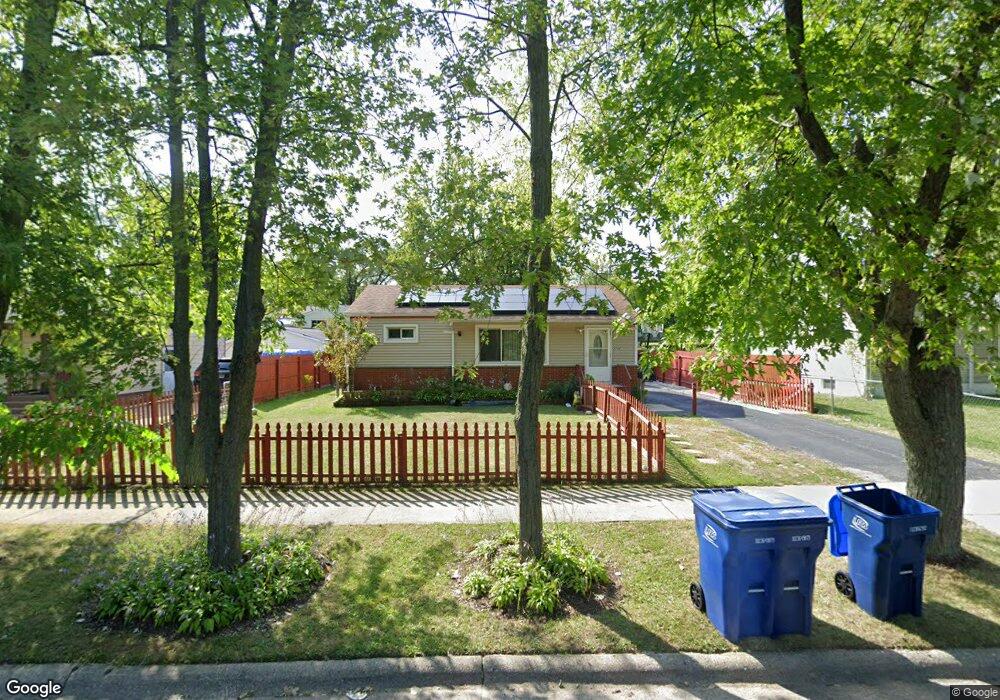 2708 N Elmwood Ave, Waukegan, IL 60087 - photo 1