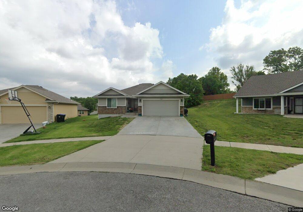 4420 SW Brandywine Ln, Topeka, KS 66610 - photo 1