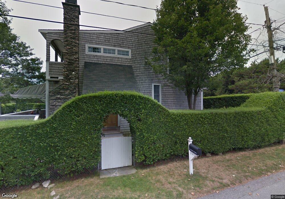 76 Center Ave, Middletown, RI 02842 - photo 1