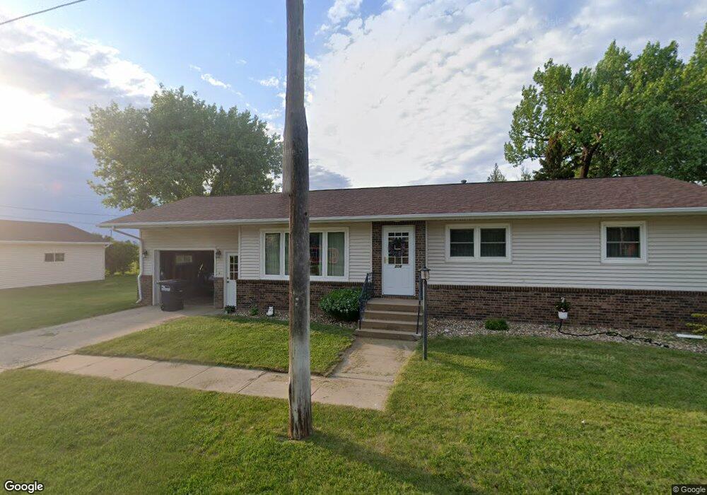 208 2nd Ave W, Turtle Lake, ND 58575 - photo 1