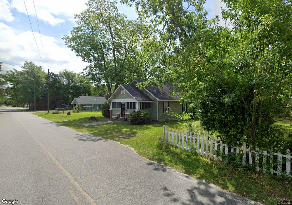 405 E Ohoopee St, Fitzgerald, GA 31750 - photo 1