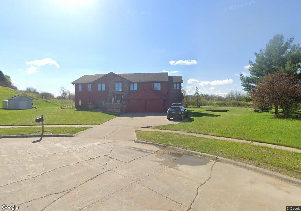 1516 W 17th St S, Newton, IA 50208 - photo 1