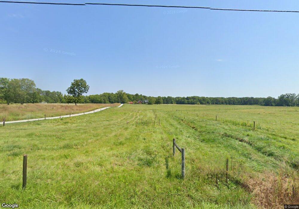 7483 N Base Rd, Seymour, IN 47274 - photo 1